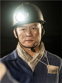 方云鹤(李健 饰)