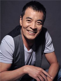 曾建国(刘威 饰)