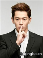 摆饭桌的男人演员温朱万剧照