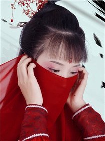 陈小君(吴宣萱 饰)