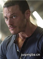 速度与激情8演员卢克·伊万斯剧照