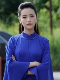 蓝雅(孙嘉琪 饰)