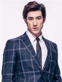 古大白(李治廷 饰)