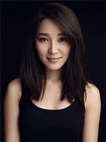 蓝特儿(蓉卓 饰)