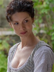 Claire Randall(凯特瑞娜·巴尔夫 饰)