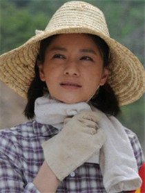 田红鸽(胡可 饰)