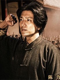 毛泽东(王仁君 饰)