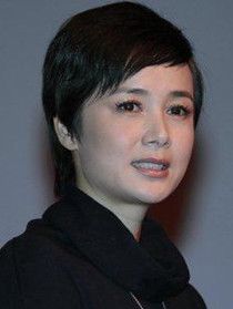 林峰玉(蒋雯丽 饰)