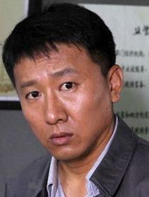 臭子(房子斌 饰)