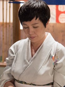 李惠真(苗可丽 饰)