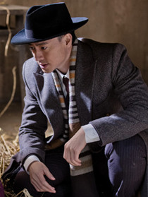 孙传德(李冠志 饰)