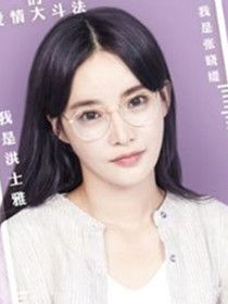 陈佳佳(洪士雅 饰)