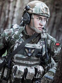 齐小天(张赫 饰)