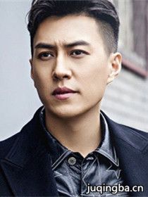 刘华盛(靳东 饰)