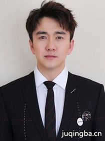 梁辰(翟天临 饰)