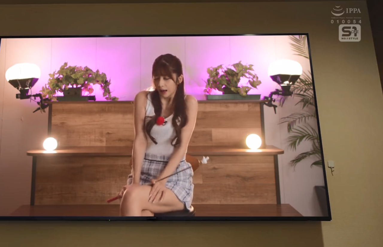 欧美国产日韩丝袜,メイリン モデルコレクション メ,观看免费无删减完整版